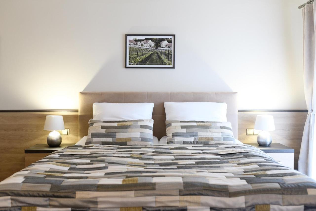Vinarstvi U Kaplicky Hotel Zaječí Bagian luar foto