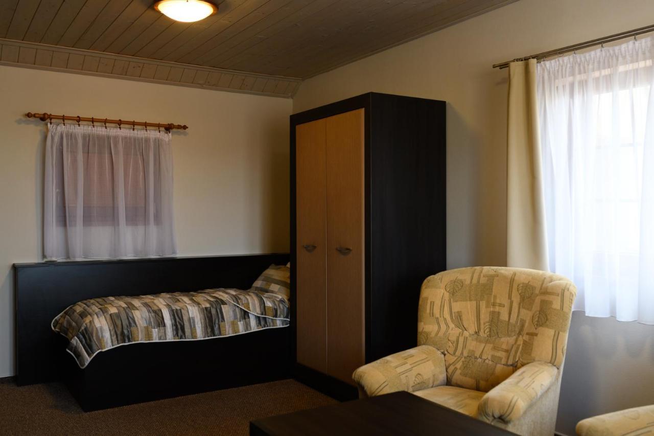 Vinarstvi U Kaplicky Hotel Zaječí Bagian luar foto
